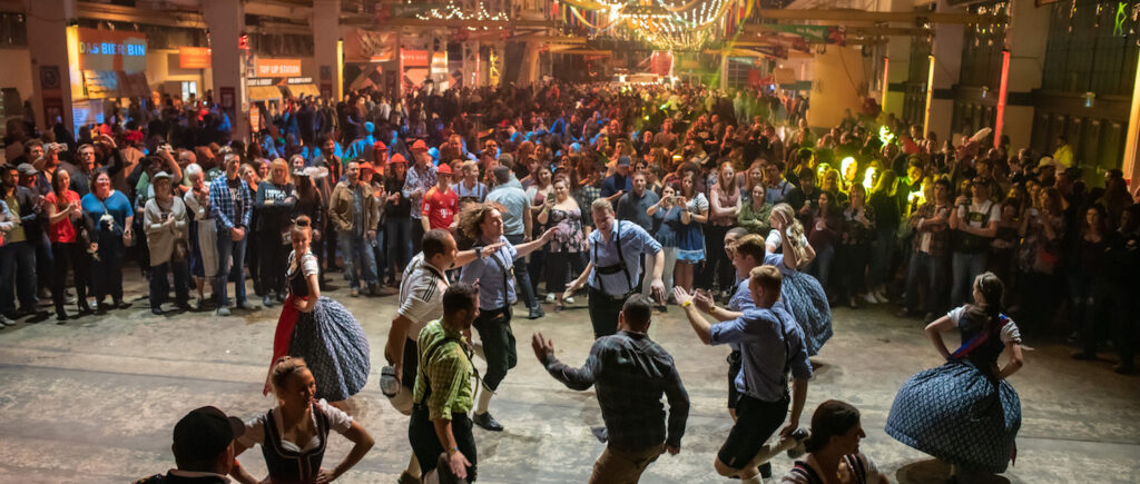 Traditional German dancing in a Festhallen